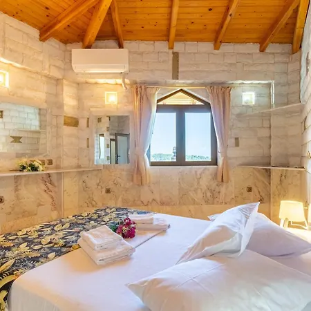 Apartman Paco's Luxury 18 Oziász